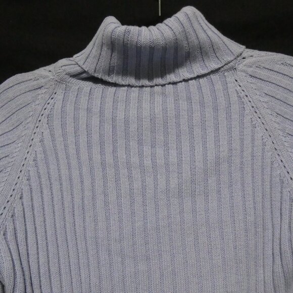 TRISTAN & ISEUT | medium | Light Blue Turtleneck Ribbed Sweater | 100% Cotton - Picture 10 of 16